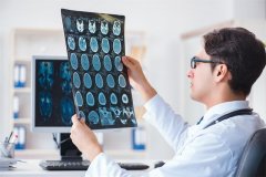 什么是顱底腫瘤？前、中及后顱窩底腦瘤臨床發(fā)病特點