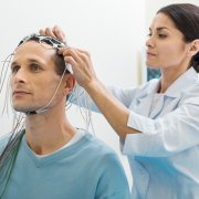 解讀腦瘤不開刀能活多久？