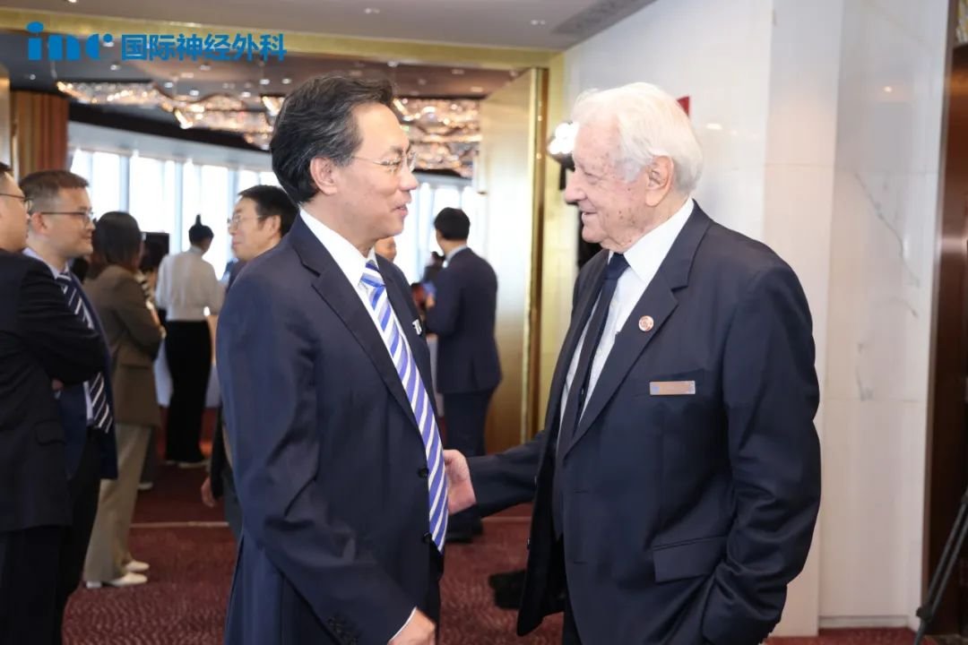 國內(nèi)外同仁友誼交流盛宴