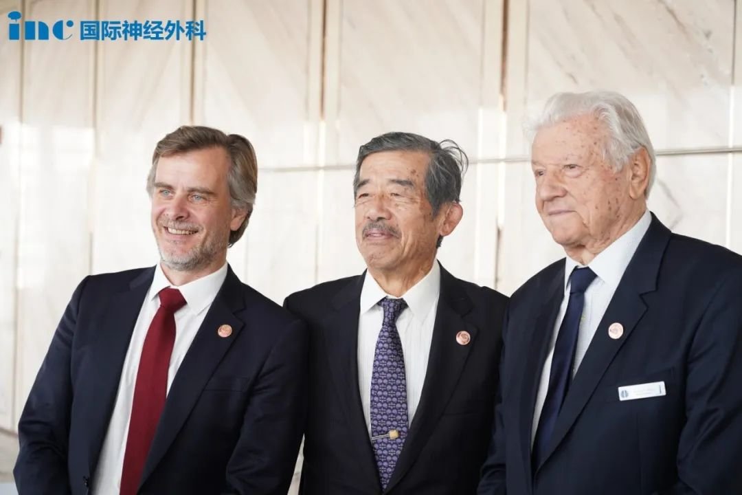 INC福教授、Kawase教授(中)、Dolenc教授合影
