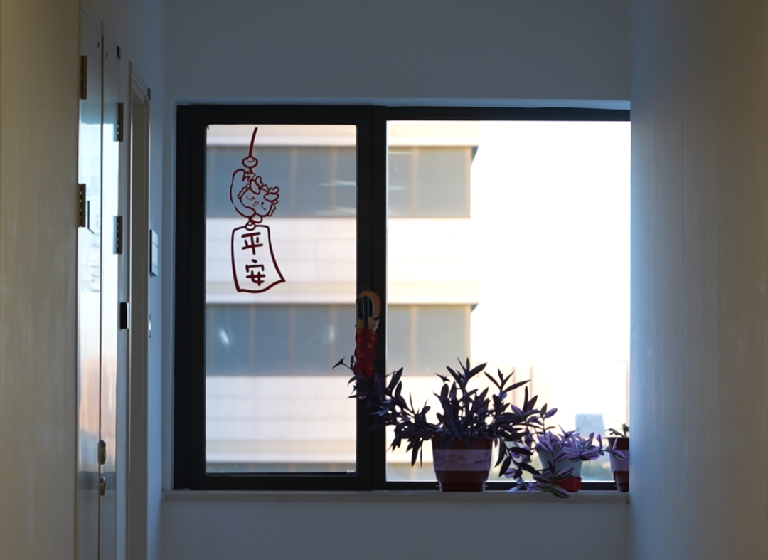 這是北京天壇醫(yī)院國際部手術室外的溫馨一隅。