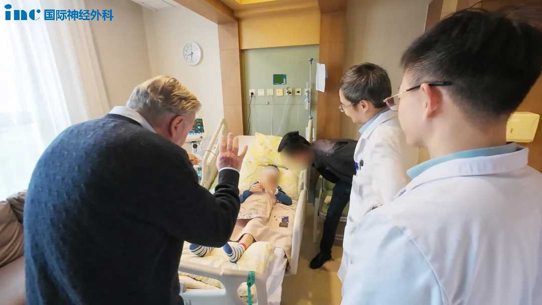 5歲男孩中腦海綿狀血管瘤