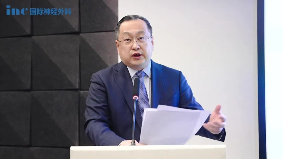本次主編團中國見面會實時同步在神外資訊線上直播，3000多人線上同步觀看，紛紛表示受益匪淺，并對會議做出高度評價。