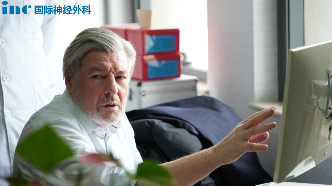 已有眾多輾轉(zhuǎn)求醫(yī)未果的患者——包括術(shù)后效果不佳、癥狀持續(xù)惡化或曾被判定為"無(wú)法手術(shù)"的復(fù)雜病例——在巴教授的全面評(píng)估和專業(yè)指導(dǎo)下，重新燃起希望。