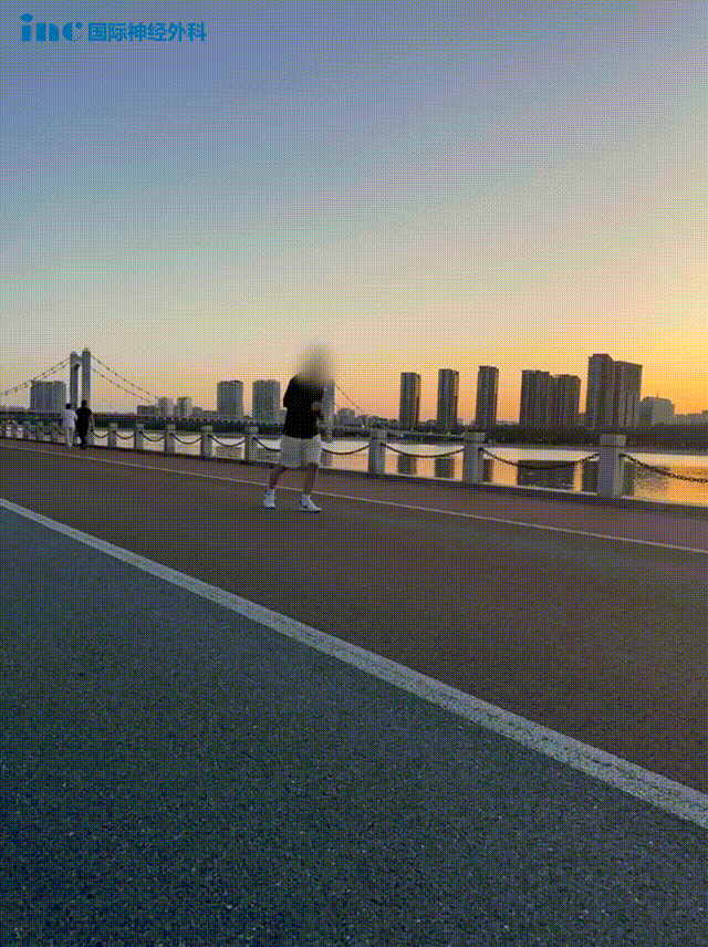 天壇醫(yī)院手術(shù)實(shí)錄|小腦海綿狀血管瘤手術(shù)：從高風(fēng)險(xiǎn)手術(shù)到自由奔跑的重生之路